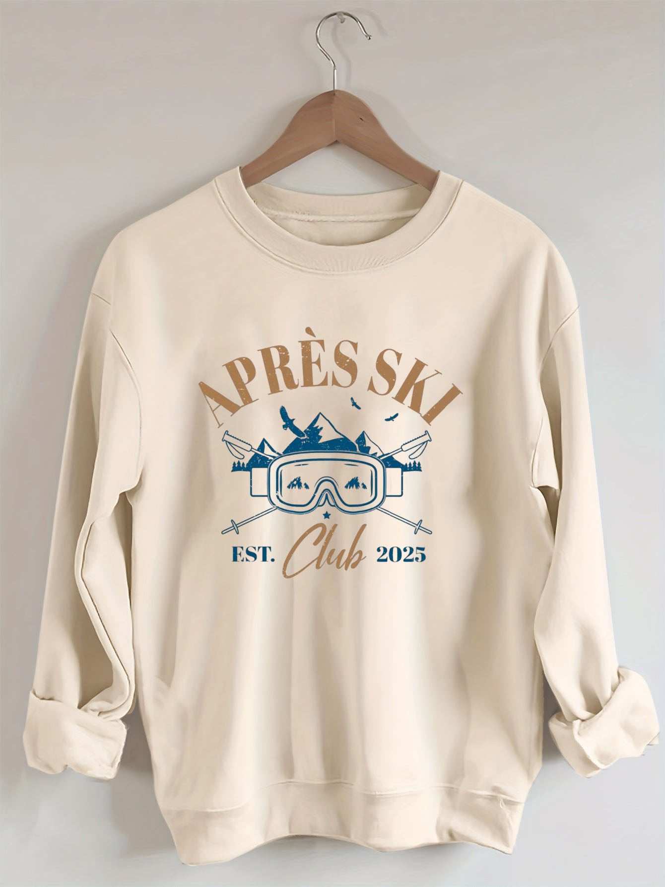 Apres Ski Club Est 2024 Sweatshirt