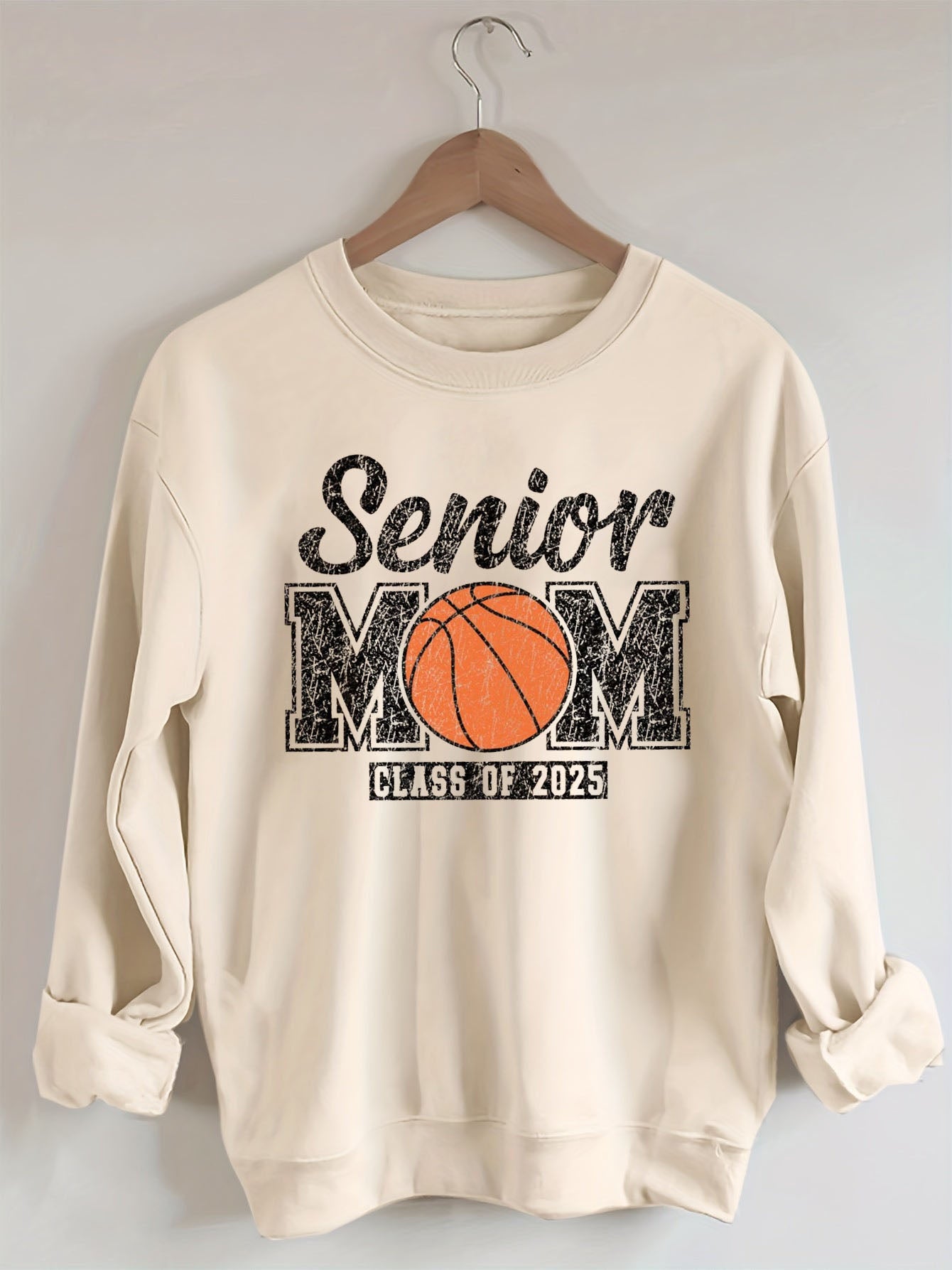 Basketball Senior Mama 2025 Sweatshirt