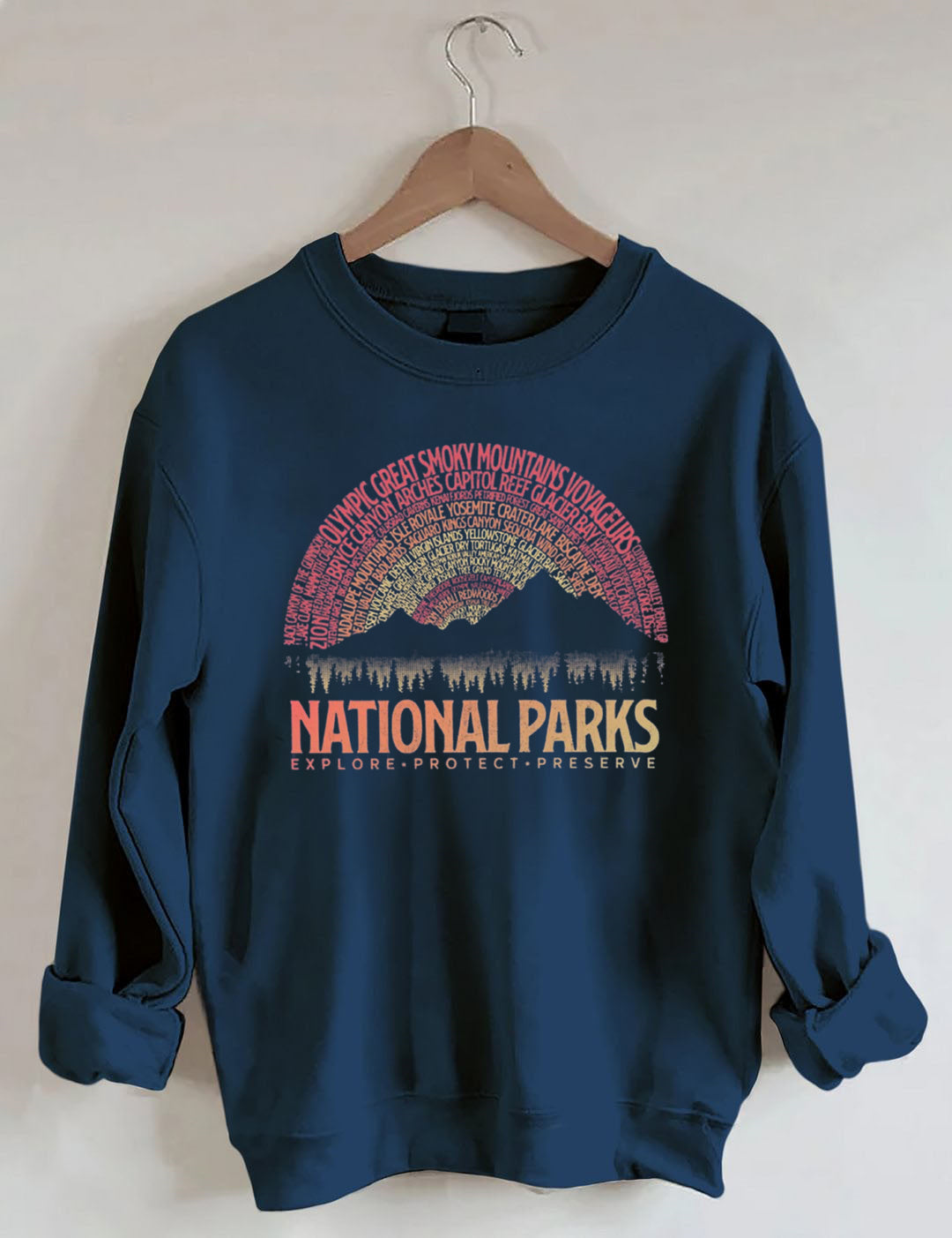 National Parks Vintage Sunset ，Hiking Sweatshirt