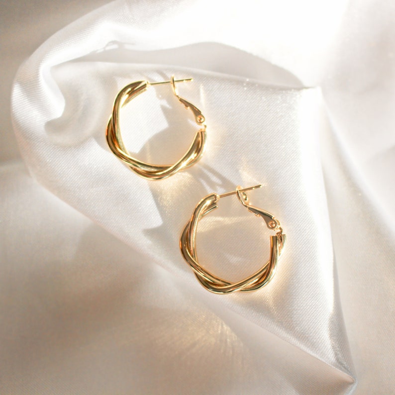 14K Gold Twisted Earrings