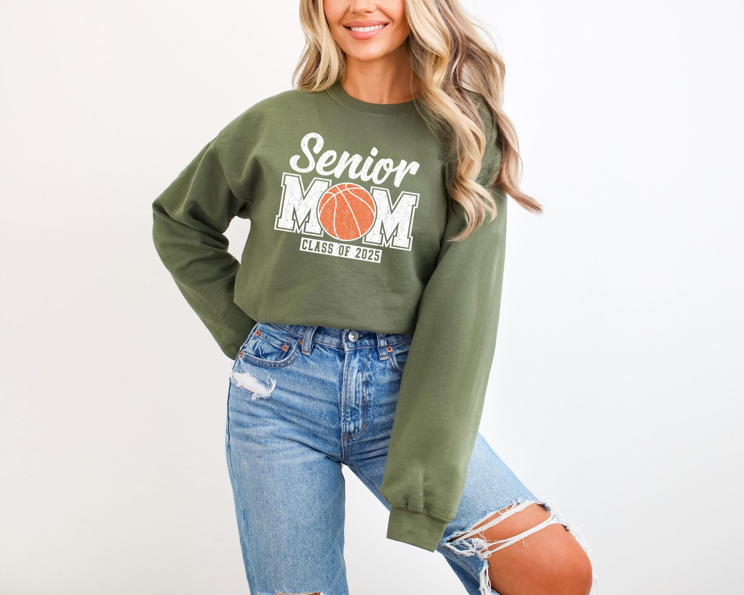 Basketball Senior Mama 2025 Sweatshirt